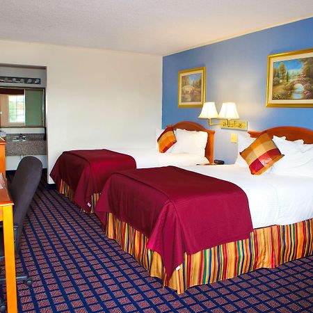 Best Western Palestine Inn Стая снимка