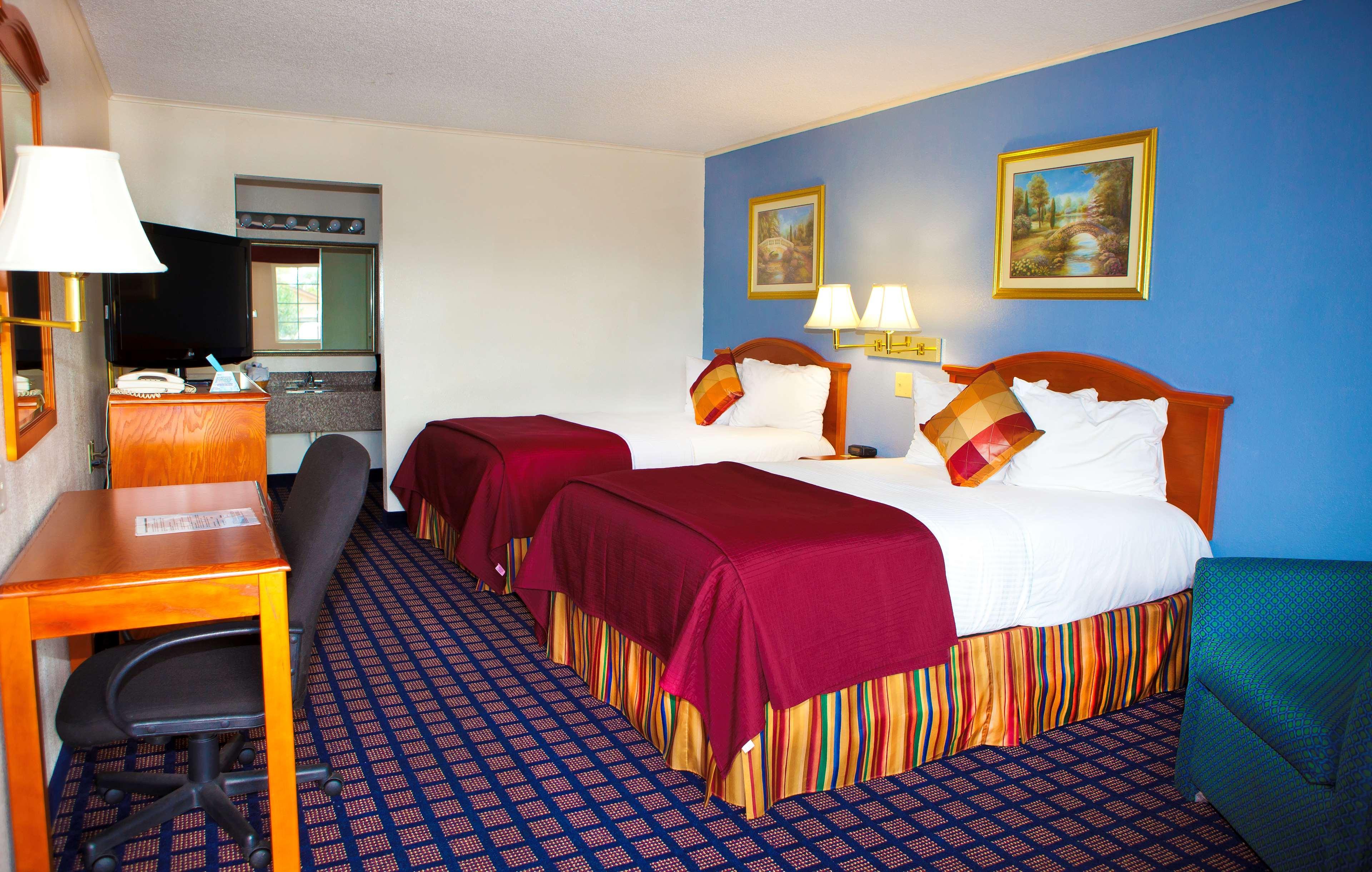 Best Western Palestine Inn Стая снимка